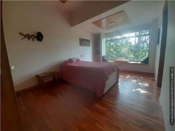 Casa de 4 alcobas en venta en Loma Del Esmeraldal, Envigado, 380 m² · foto 10 de 23