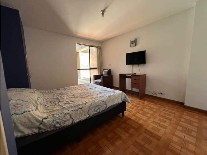 Apartamento en venta en Laureles, Medellín · foto 11 de 13