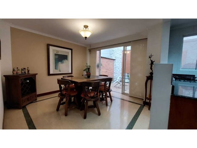 Casa de 4 alcobas en venta en Loma Del Esmeraldal, Envigado, 189 m² · foto 4 de 19