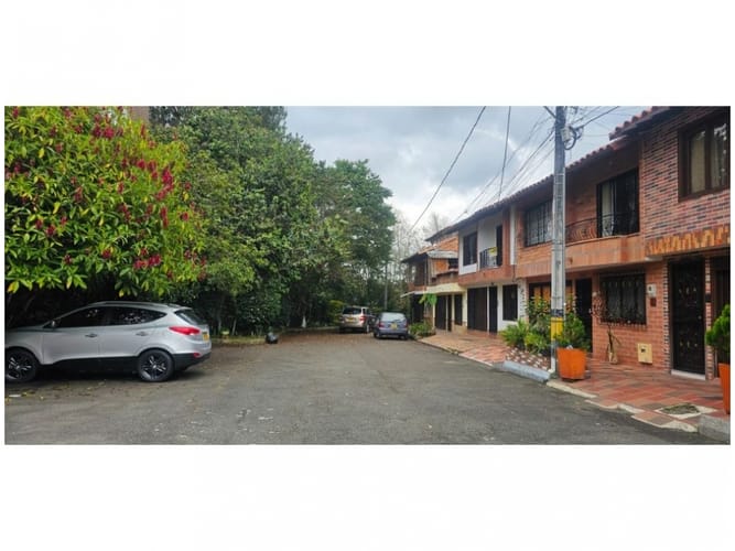 Casa de 5 alcobas en venta en El Porvenir, Rionegro, 182 m² · foto 2 de 19
