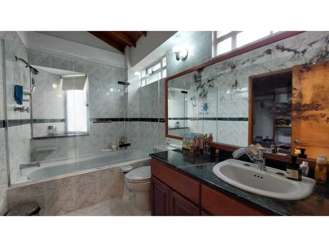 Casa de 4 alcobas en venta en Loma Del Esmeraldal, Envigado, 189 m² · foto 10 de 19