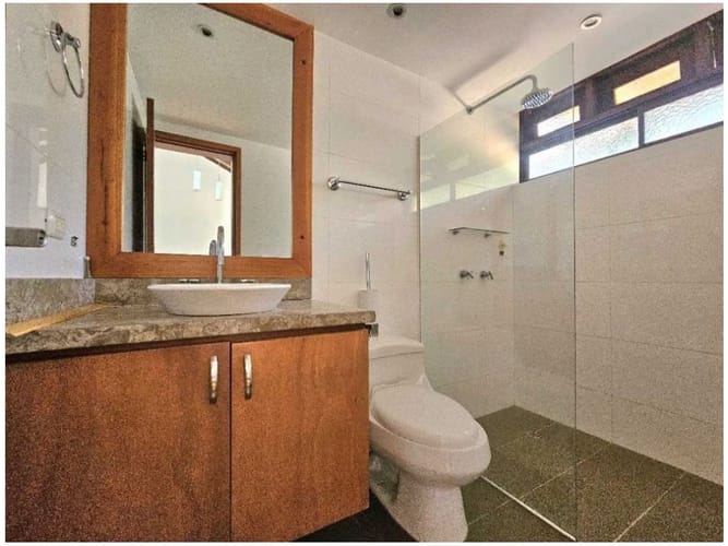 Casa de 3 alcobas en venta en Alejandría, Medellín, 230 m² · foto 14 de 22