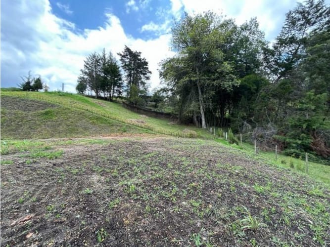 Lote en venta en Los Salados, El Retiro, 1704 m² · foto 6 de 11