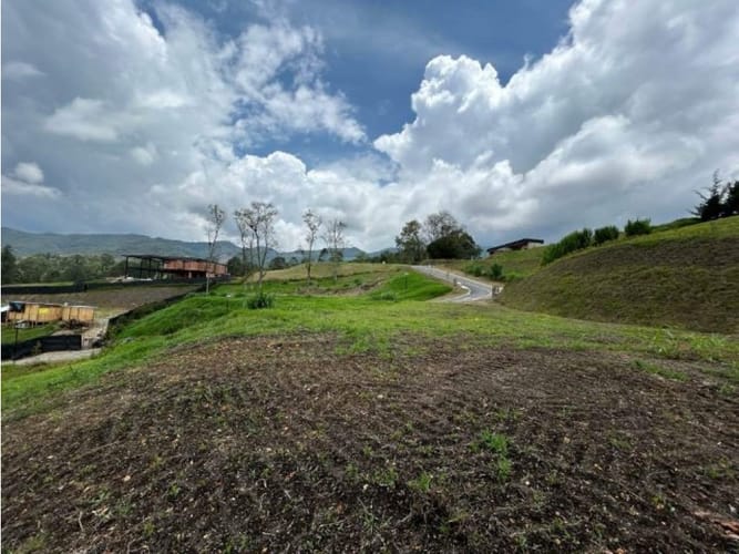 Lote en venta en Los Salados, El Retiro, 1704 m² · foto 9 de 11