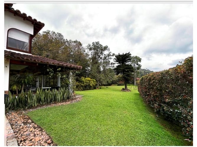 Casa de 3 alcobas en venta en Don Diego, El Retiro, 300 m² · foto 2 de 24