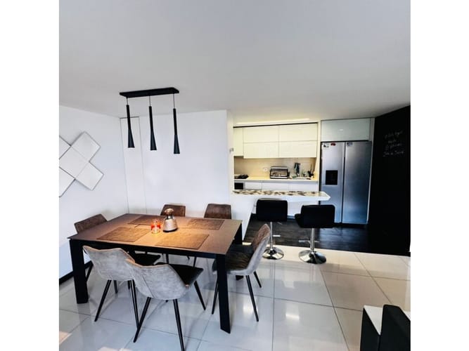 Apartamento de 2 alcobas en venta en Lalinde, Medellín, 107 m² · foto 7 de 15