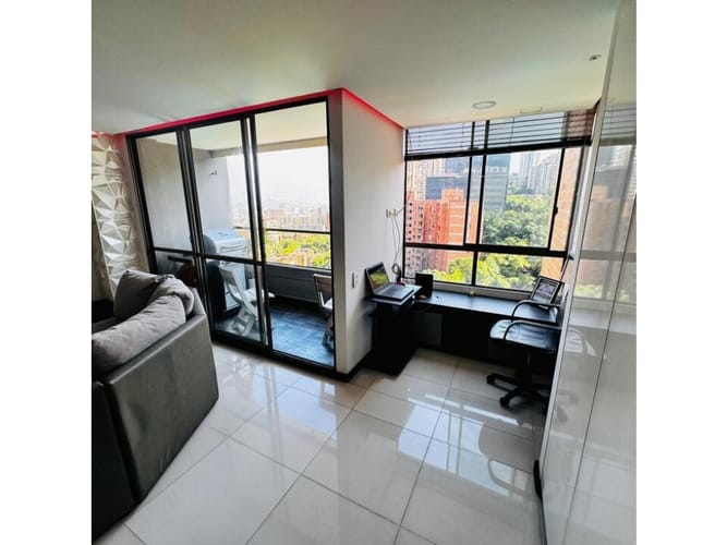 Apartamento de 2 alcobas en venta en Lalinde, Medellín, 107 m² · foto 8 de 15