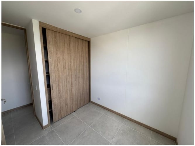 Apartamento de 3 alcobas en venta en Los Colegios, Rionegro, 65 m² · foto 8 de 10