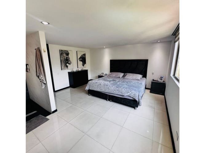 Apartamento de 2 alcobas en venta en Lalinde, Medellín, 107 m² · foto 11 de 15