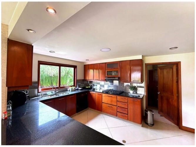 Casa de 3 alcobas en venta en Don Diego, El Retiro, 300 m² · foto 9 de 24