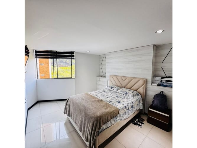 Apartamento de 2 alcobas en venta en Lalinde, Medellín, 107 m² · foto 12 de 15