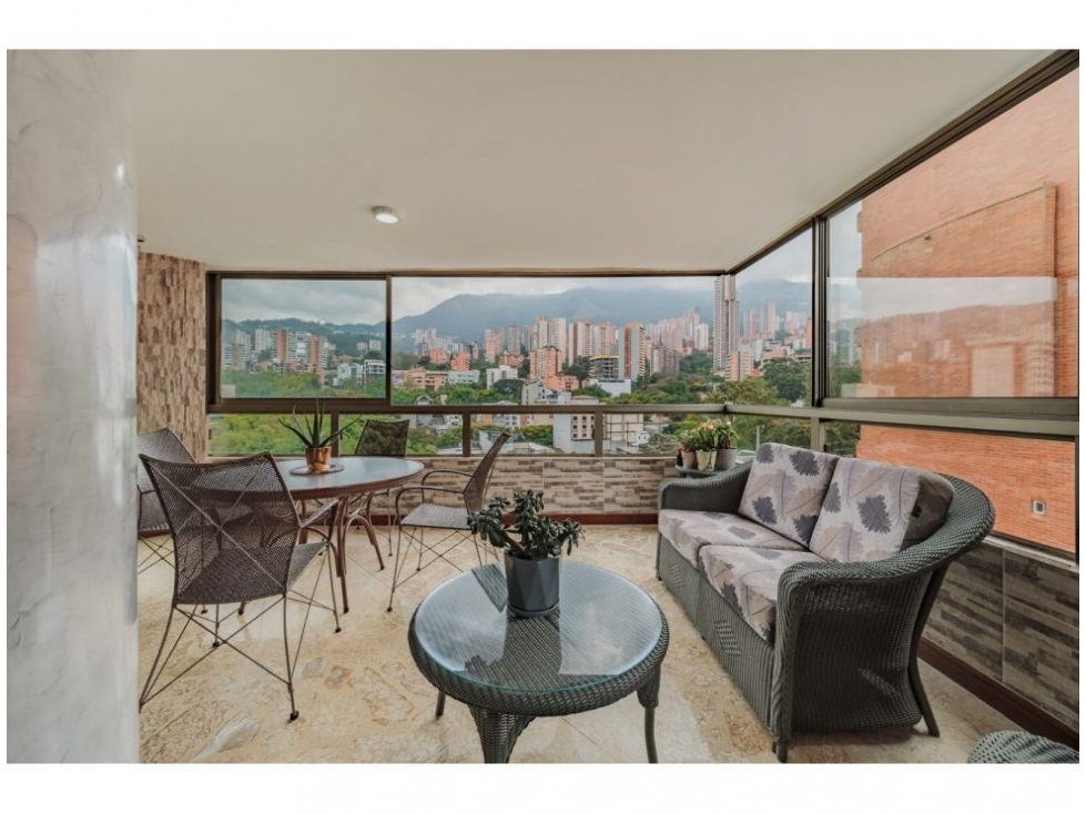 Apartamento en venta en El Poblado, Medellín · foto 6 de 21