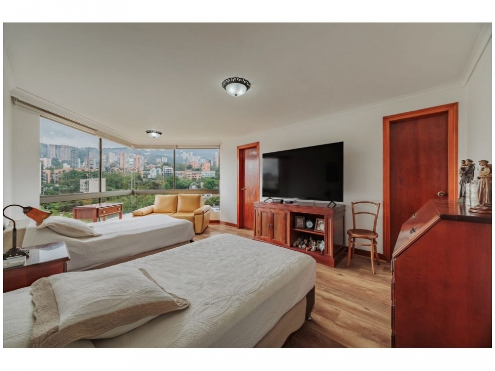 Apartamento en venta en El Poblado, Medellín · foto 11 de 21