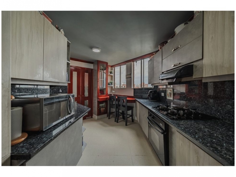 Apartamento en venta en El Poblado, Medellín · foto 18 de 21