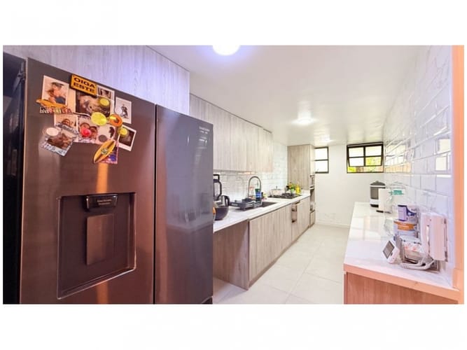 Casa de 4 alcobas en venta en San Lucas, Medellín, 194 m² · foto 11 de 16