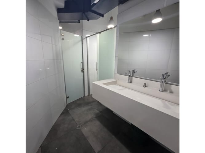 Local en venta en Alejandría, Medellín, 49 m² · foto 2 de 8