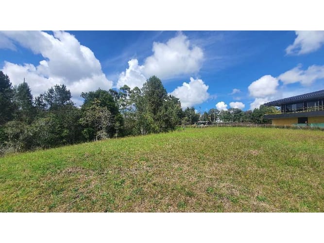 Lote en venta en Vía Las Palmas, Envigado, 9501 m² · foto 4 de 11