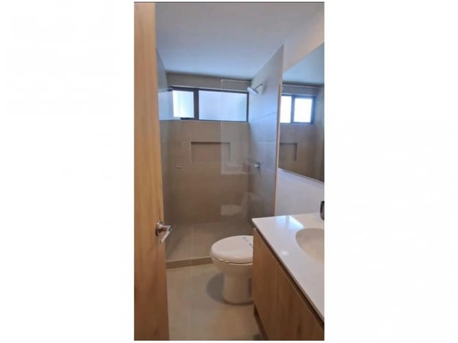 Apartamento de 2 alcobas en venta en Laureles, Medellín, 65 m² · foto 8 de 22