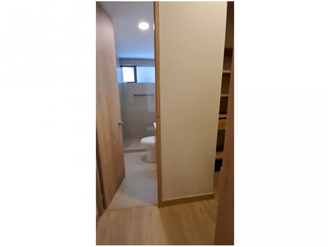 Apartamento de 2 alcobas en venta en Laureles, Medellín, 65 m² · foto 16 de 22