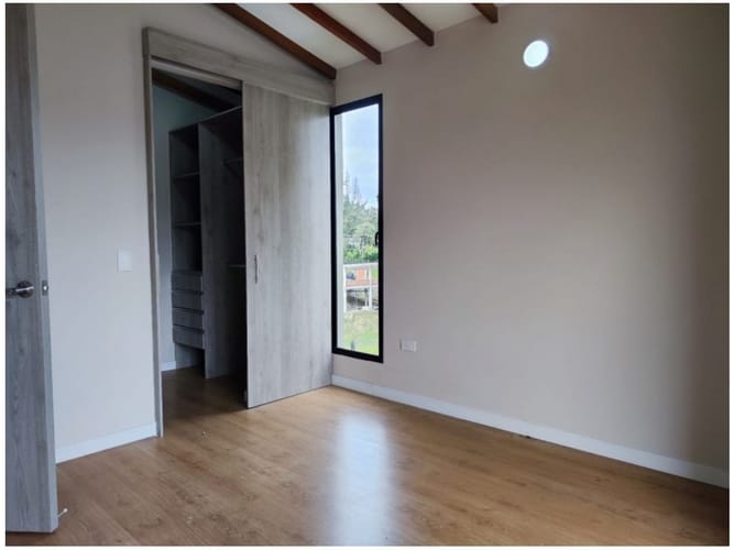 Casa de 3 alcobas en venta en La Alhambra, Medellín, 133 m² · foto 11 de 16