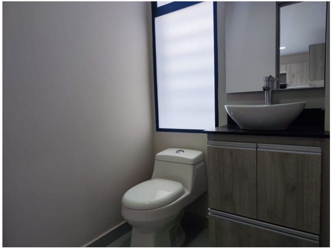 Casa de 3 alcobas en venta en La Alhambra, Medellín, 133 m² · foto 12 de 16