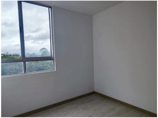 Casa de 3 alcobas en venta en La Alhambra, Medellín, 133 m² · foto 14 de 16