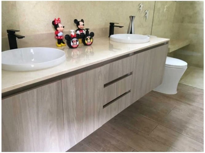 Casa de 3 alcobas en venta en Loma Del Escobero, Medellín, 330 m² · foto 11 de 24