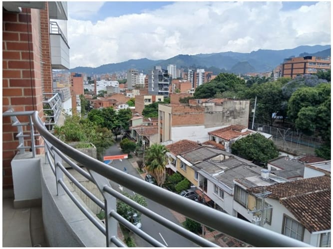 Apartamento en venta en Laureles, Medellín · foto 4 de 20