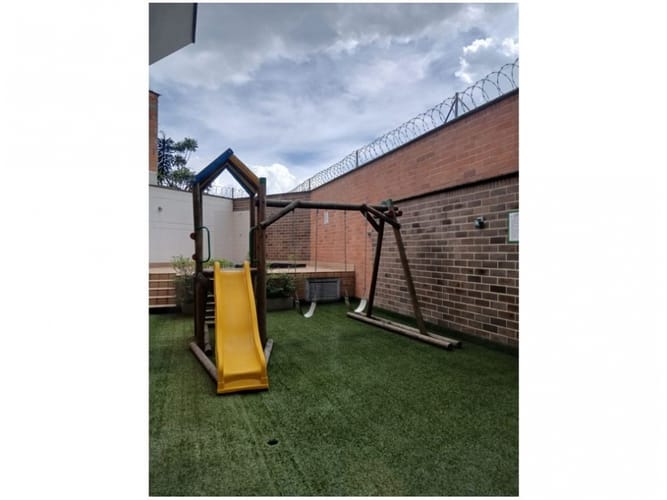 Apartamento en venta en Laureles, Medellín · foto 5 de 20