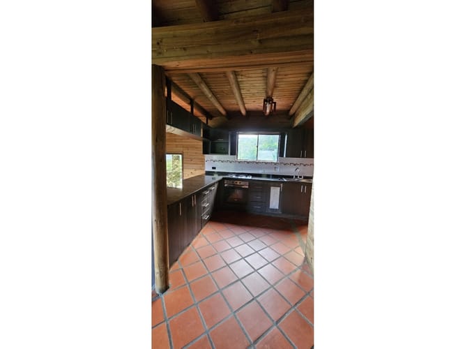 Casa de 4 alcobas en venta en Actividad Multiple, Copacabana, 250 m² · foto 10 de 12