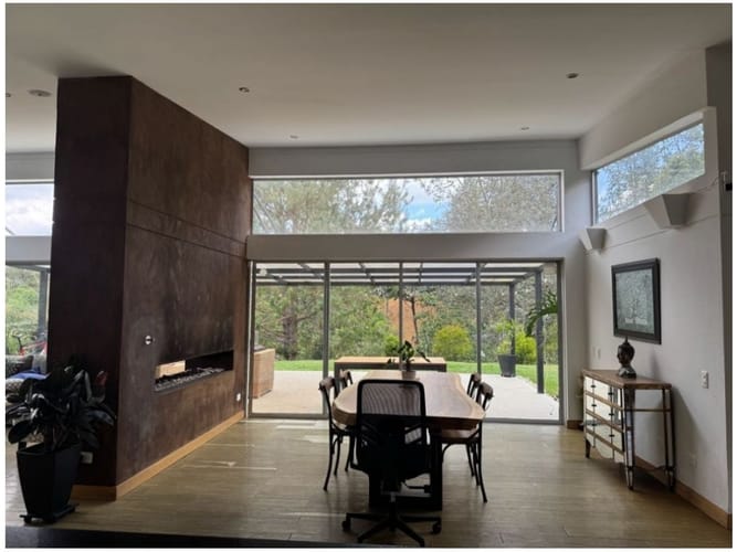 Casa de 4 alcobas en venta en Las Palmas, Envigado, 223 m² · foto 2 de 17
