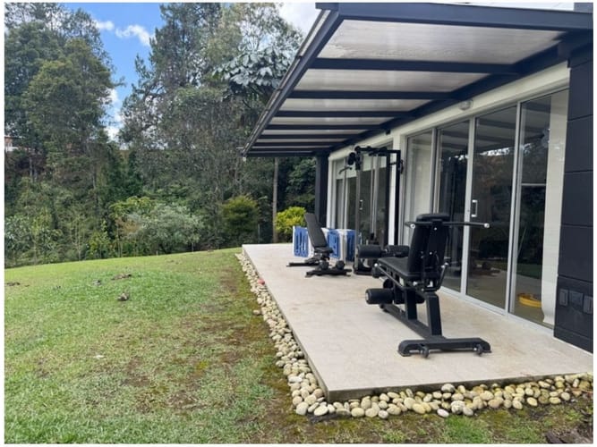 Casa de 4 alcobas en venta en Las Palmas, Envigado, 223 m² · foto 5 de 17