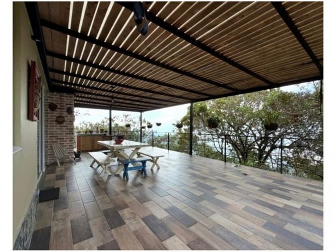 Casa de 3 alcobas en venta en La Catedral, Envigado, 250 m² · foto 5 de 24