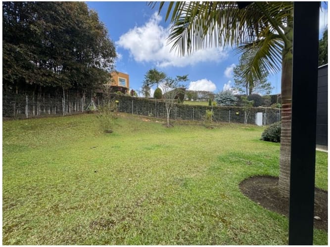 Casa de 4 alcobas en venta en Las Palmas, Envigado, 223 m² · foto 12 de 17