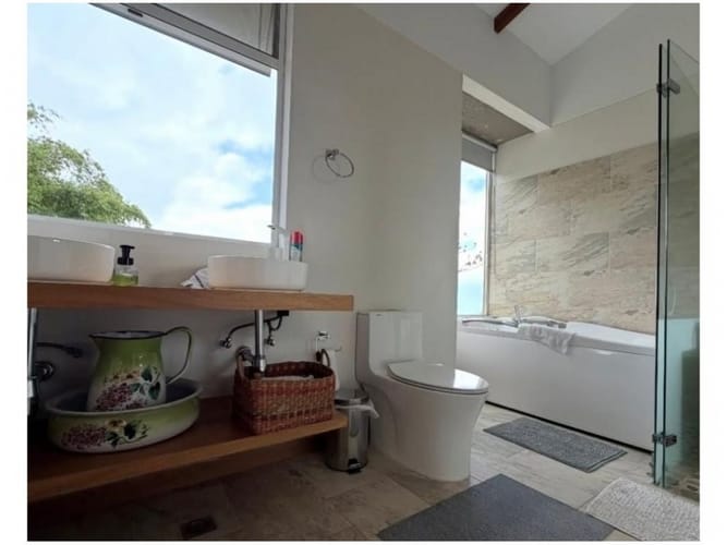 Casa de 3 alcobas en venta en La Catedral, Envigado, 250 m² · foto 8 de 24