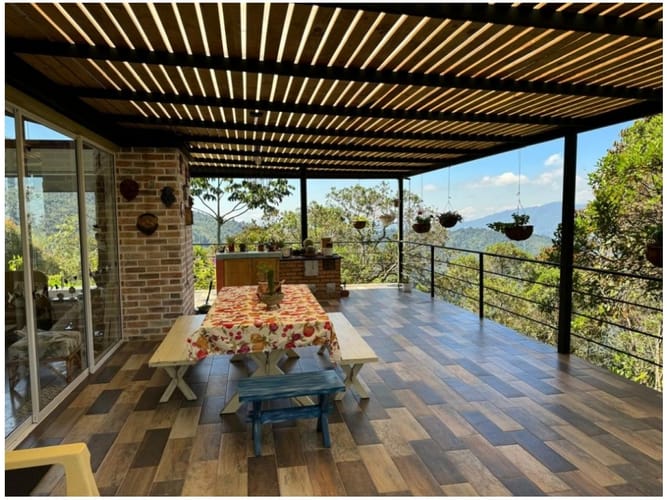 Casa de 3 alcobas en venta en La Catedral, Envigado, 250 m² · foto 13 de 24