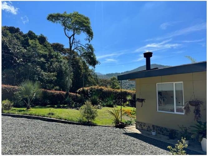 Casa de 3 alcobas en venta en La Catedral, Envigado, 250 m² · foto 17 de 24
