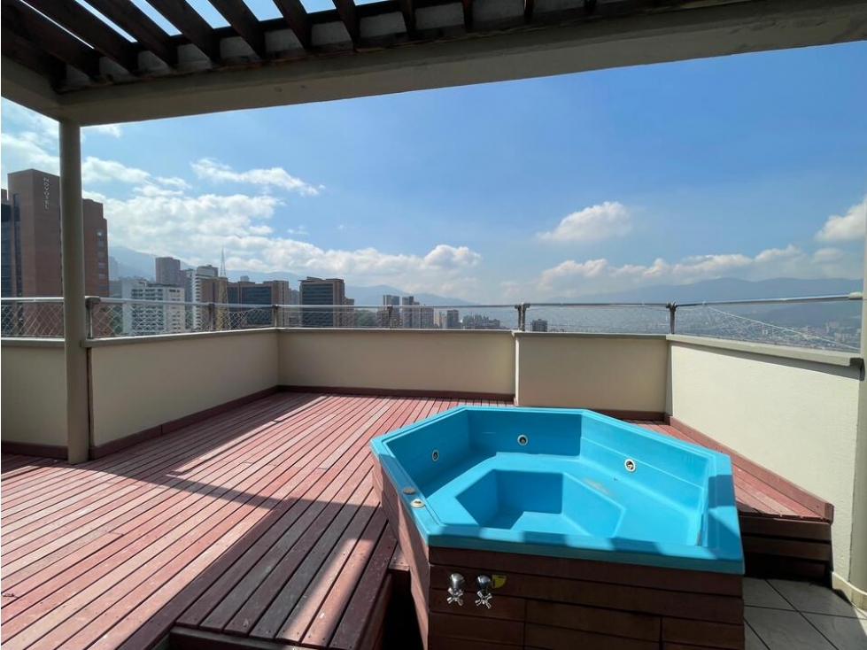 Apartamento en venta en El Poblado, Medellín · foto 4 de 7