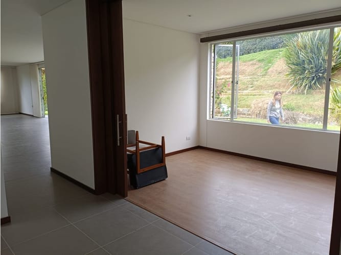 Casa de 4 alcobas en venta en Las Palmas, Envigado, 255 m² · foto 10 de 23
