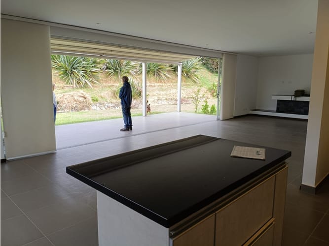 Casa de 4 alcobas en venta en Las Palmas, Envigado, 255 m² · foto 16 de 23