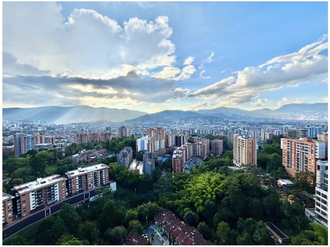 Apartamento de 3 alcobas en venta en Cumbres, Envigado, 161 m² · foto 22 de 22