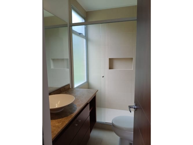 Casa de 4 alcobas en venta en Las Palmas, Envigado, 255 m² · foto 21 de 23