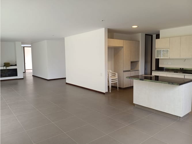 Casa de 4 alcobas en venta en Las Palmas, Envigado, 255 m² · foto 23 de 23