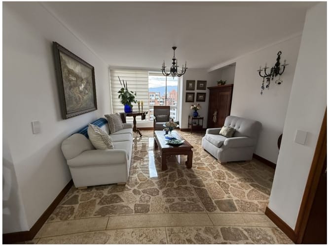 Apartamento de 5 alcobas en venta en La Florida, Medellín, 210 m² · foto 4 de 24