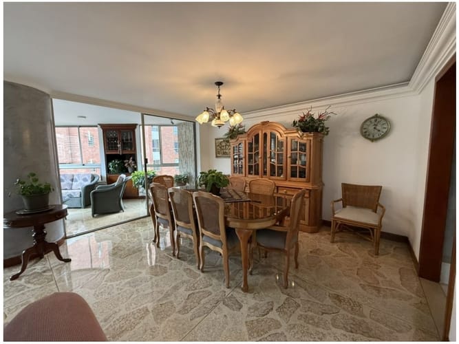 Apartamento de 5 alcobas en venta en La Florida, Medellín, 210 m² · foto 7 de 24