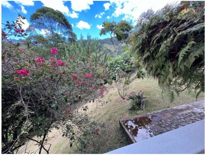 Casa de 4 alcobas en venta en La Tablaza, La Estrella, 320 m² · foto 13 de 24