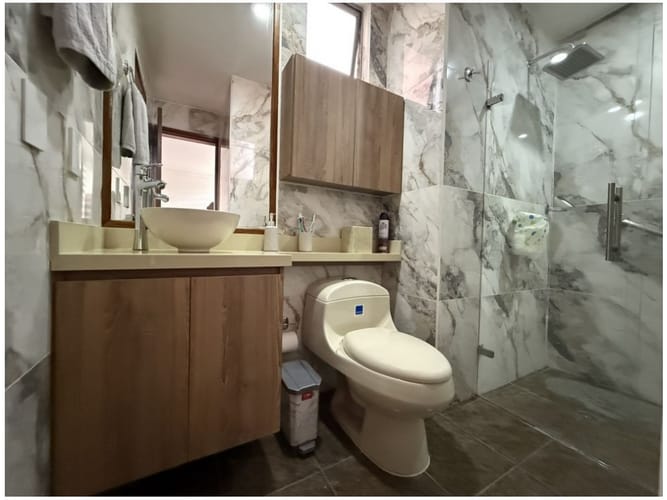 Apartamento de 5 alcobas en venta en La Florida, Medellín, 210 m² · foto 17 de 24