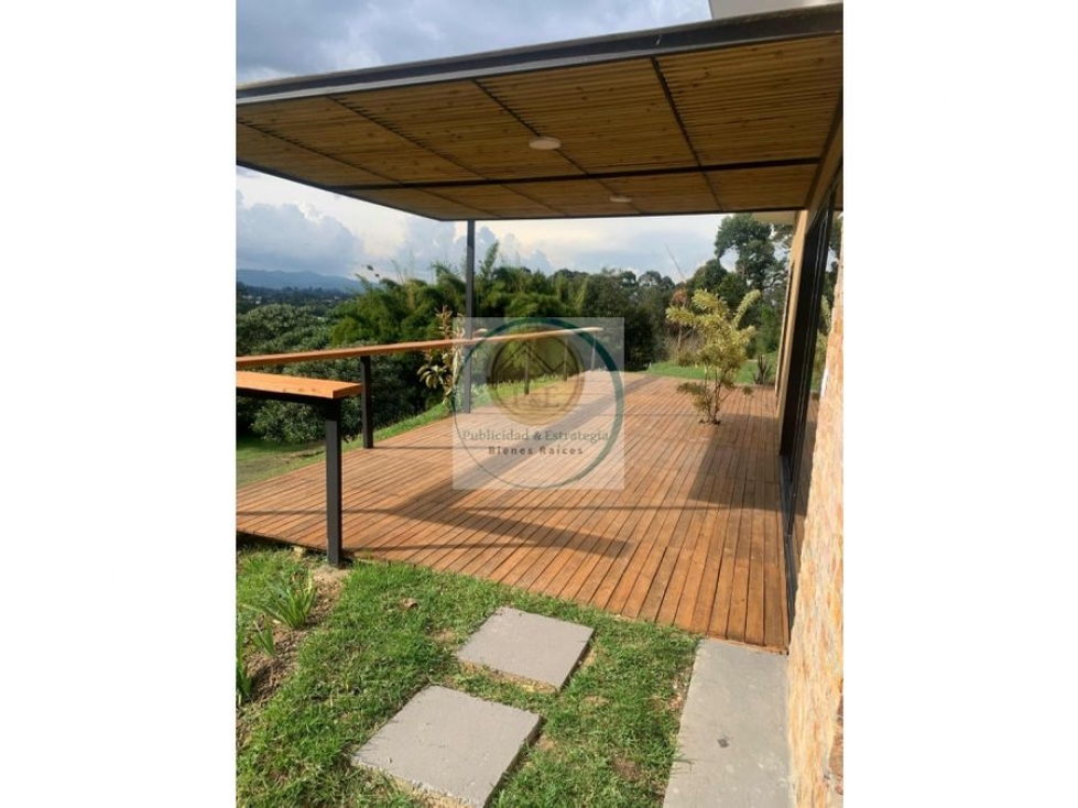 Casa de 3 alcobas en venta en El Centro, El Carmen de Viboral, 160 m² · foto 4 de 24