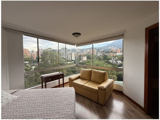 Apartamento de 5 alcobas en venta en La Florida, Medellín, 210 m² · foto 20 de 24