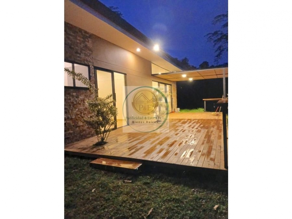 Casa de 3 alcobas en venta en El Centro, El Carmen de Viboral, 160 m² · foto 8 de 24